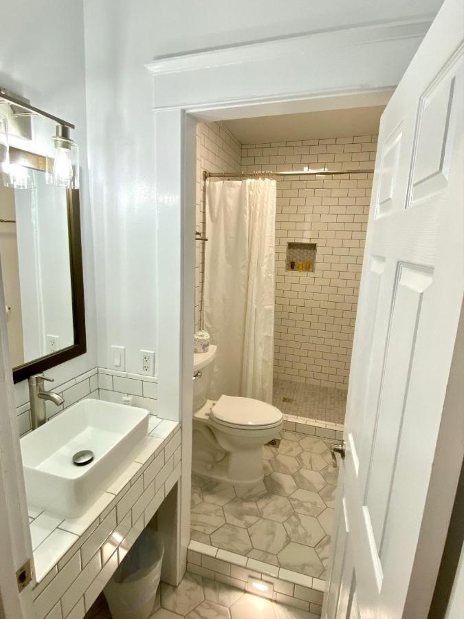 Hotel The Edgewater à Avalon Extérieur photo