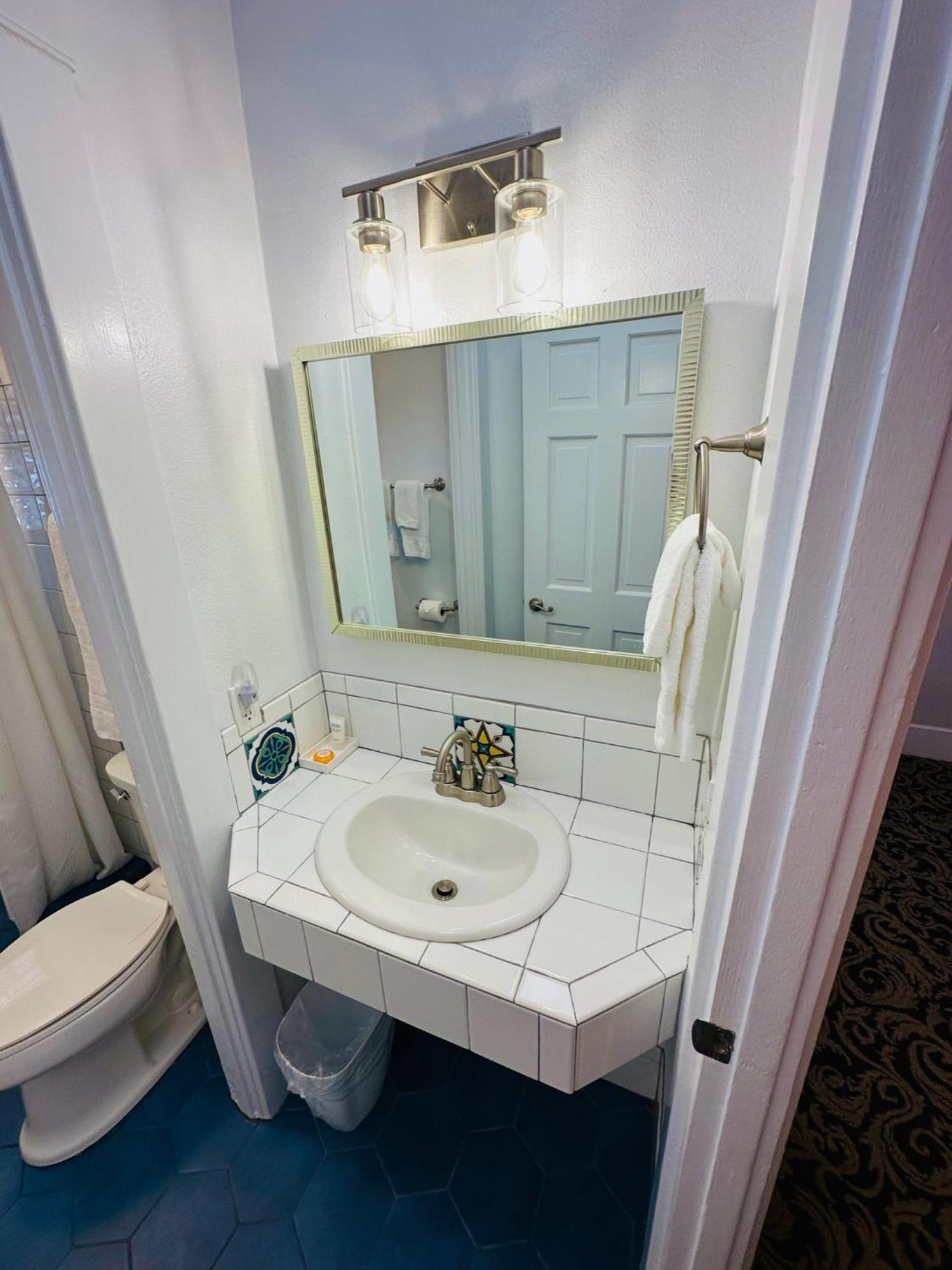 Hotel The Edgewater à Avalon Extérieur photo